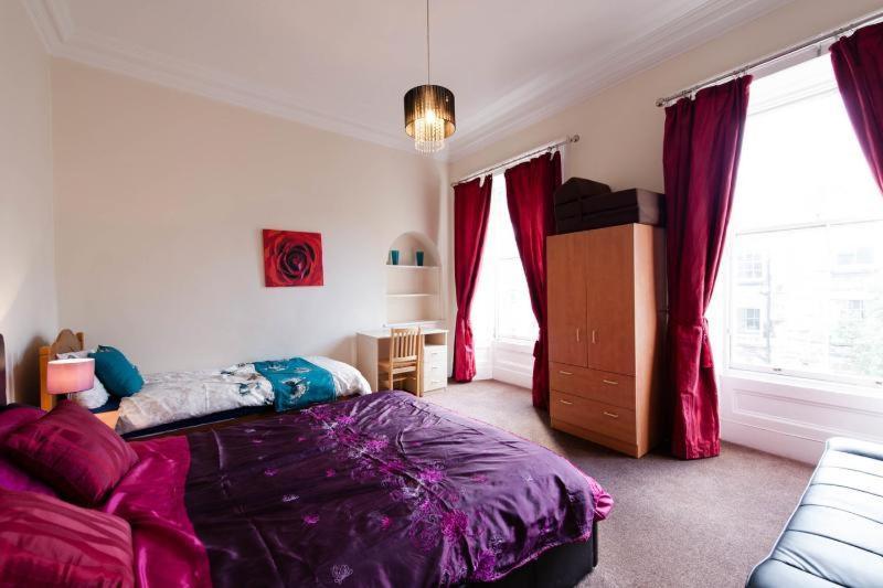Edinburgh Central Oldtown Aparthotel Zewnętrze zdjęcie