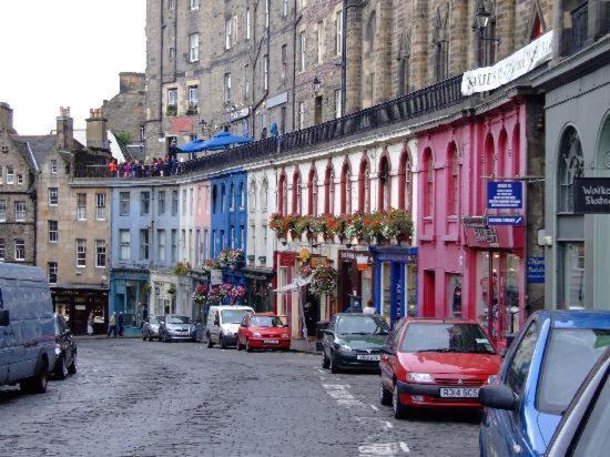 Edinburgh Central Oldtown Aparthotel Zewnętrze zdjęcie