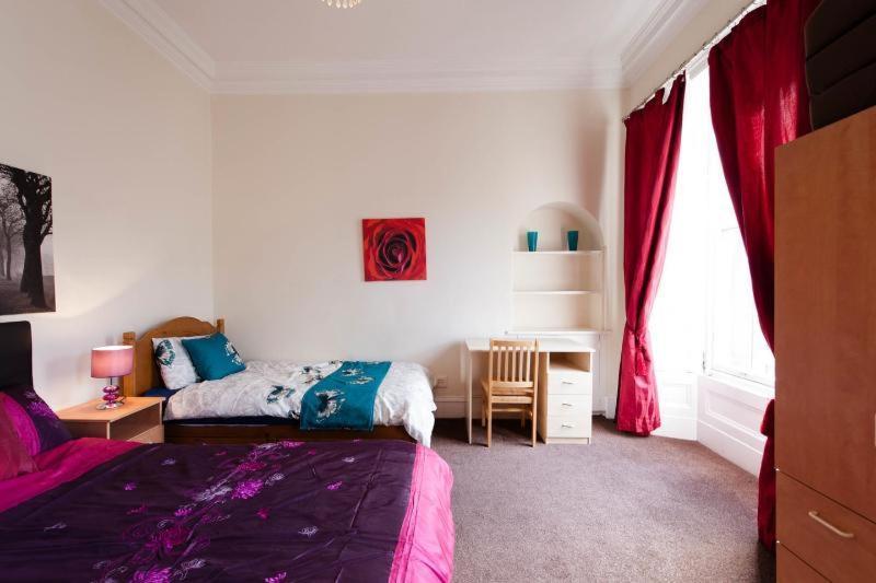 Edinburgh Central Oldtown Aparthotel Zewnętrze zdjęcie