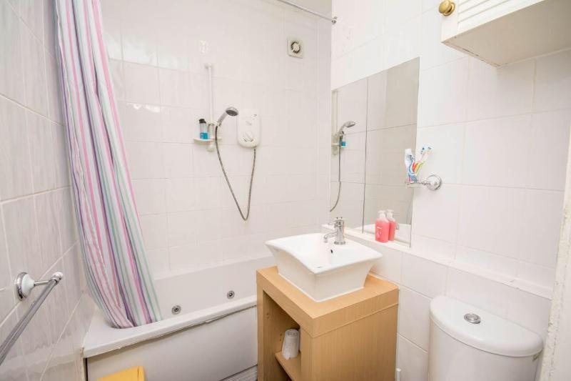 Edinburgh Central Oldtown Aparthotel Zewnętrze zdjęcie